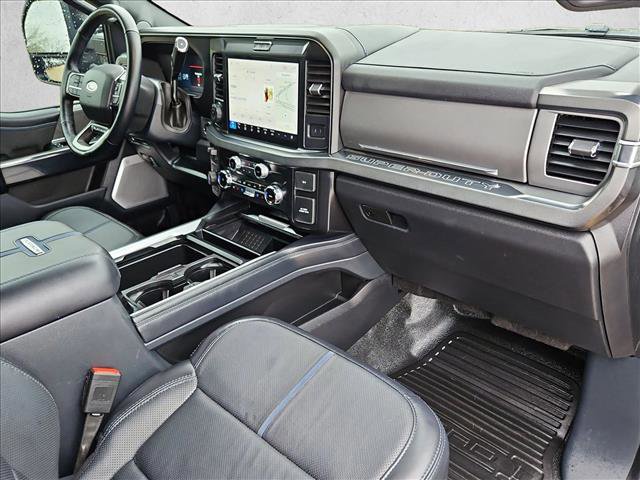 Certified 2025 Ford F250 Platinum image 22