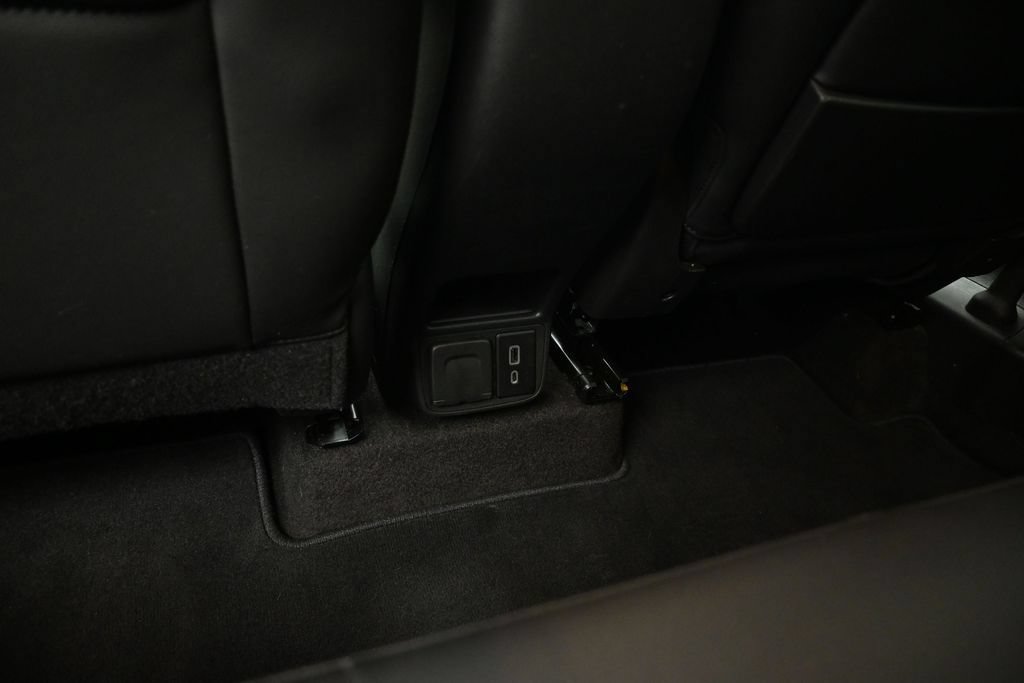 Used 2022 Chevrolet TrailBlazer ACTIV w/ Convenience Package FWD image 17