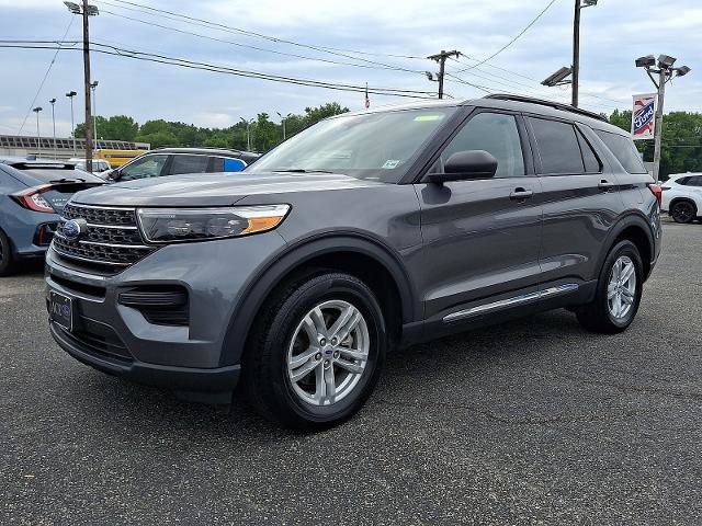 Certified 2023 Ford Explorer XLT AWD/4WD image 3