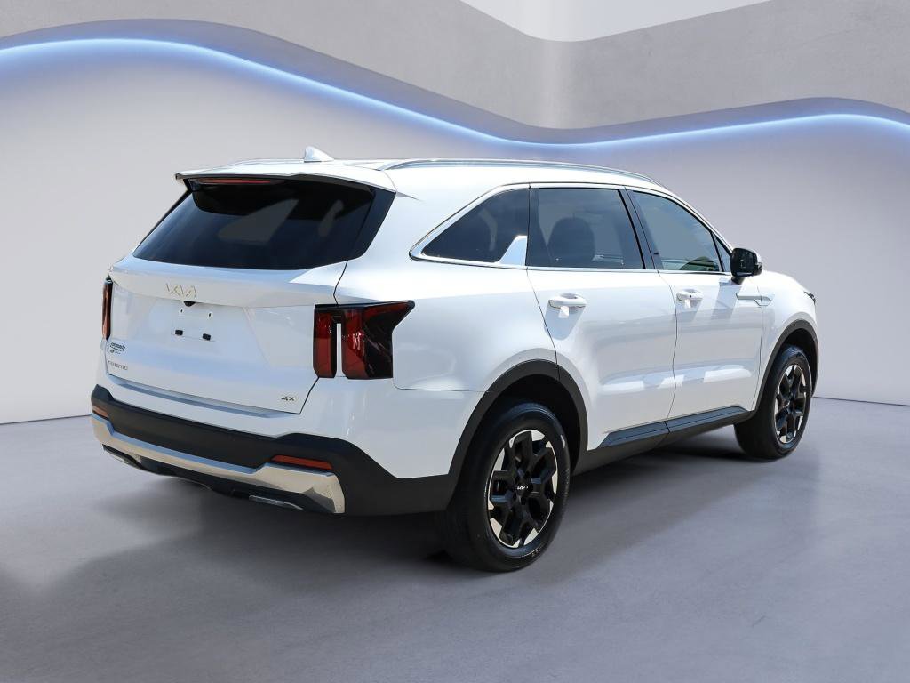 Used 2025 Kia Sorento S AWD/4WD image 7