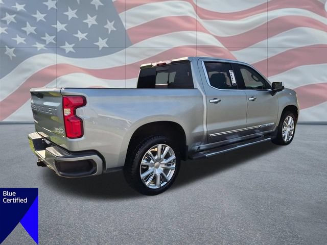 Used 2024 Chevrolet Silverado 1500 High Country w/ High Country Premium Package AWD/4WD image 3