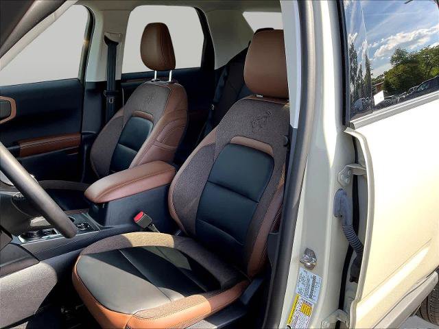 Certified 2025 Ford Bronco Sport Outer Banks w/ Outer Banks Tech Package+ AWD/4WD image 23