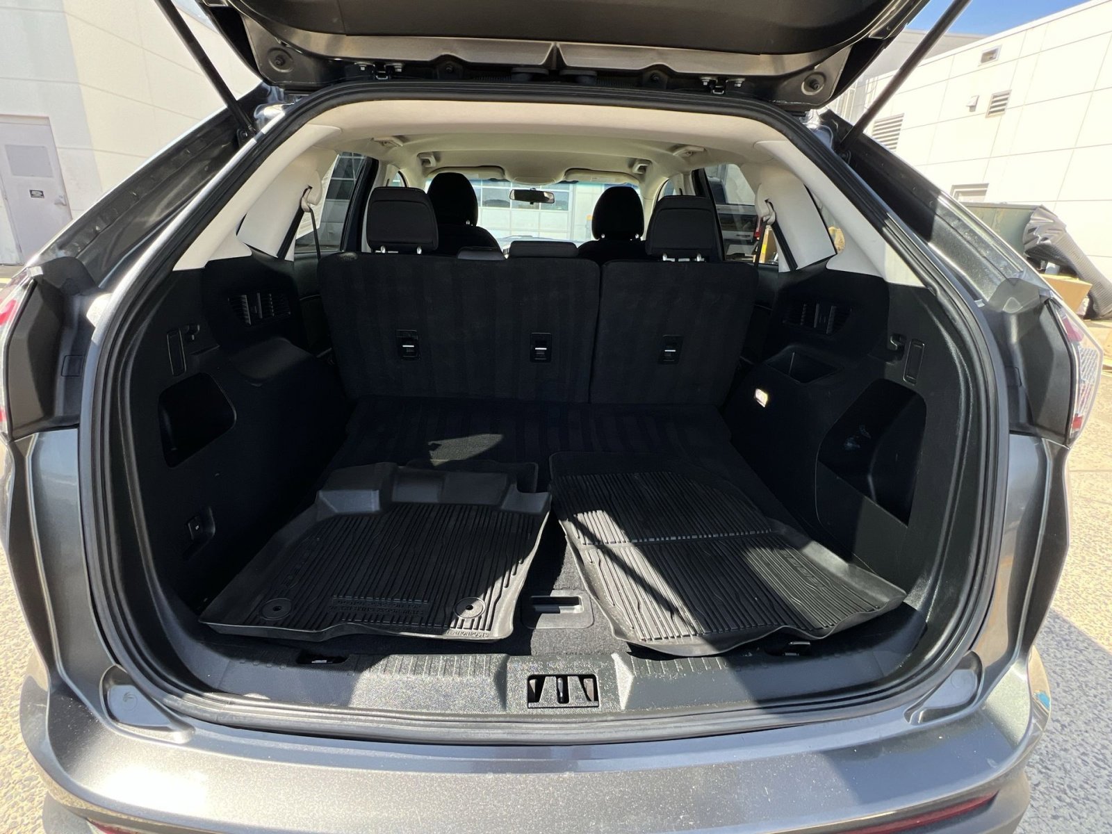 Certified 2018 Ford Edge SE AWD/4WD image 32
