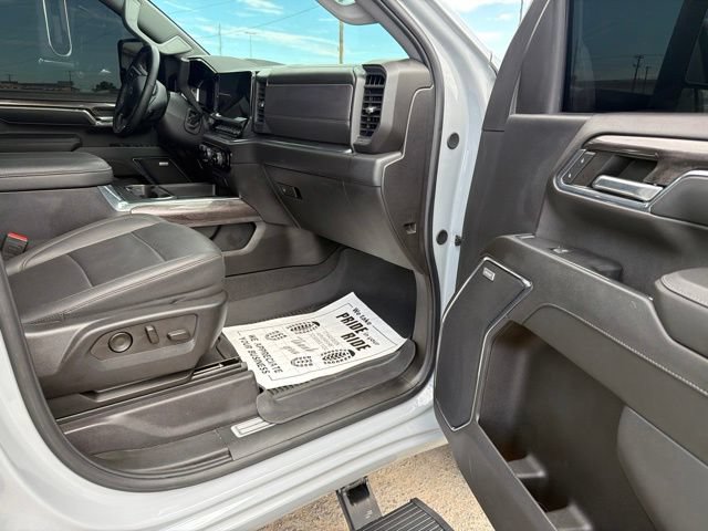 Used 2024 Chevrolet Silverado 2500 LTZ w/ LTZ Plus Package AWD/4WD image 21