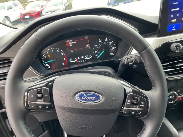 Certified 2021 Ford Escape SE w/ SE Sport Appearance Package image 31