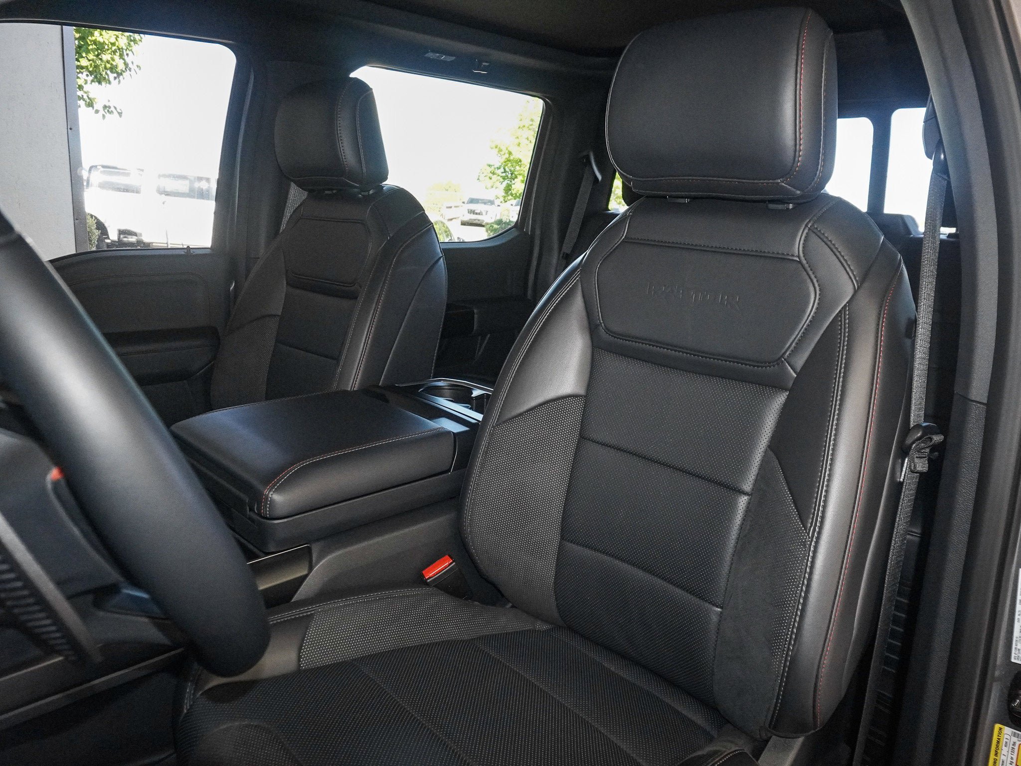 Certified 2025 Ford F150 Raptor AWD/4WD image 24