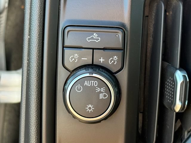 Used 2019 Chevrolet Silverado 1500 W/T w/ Trailering Package RWD image 6