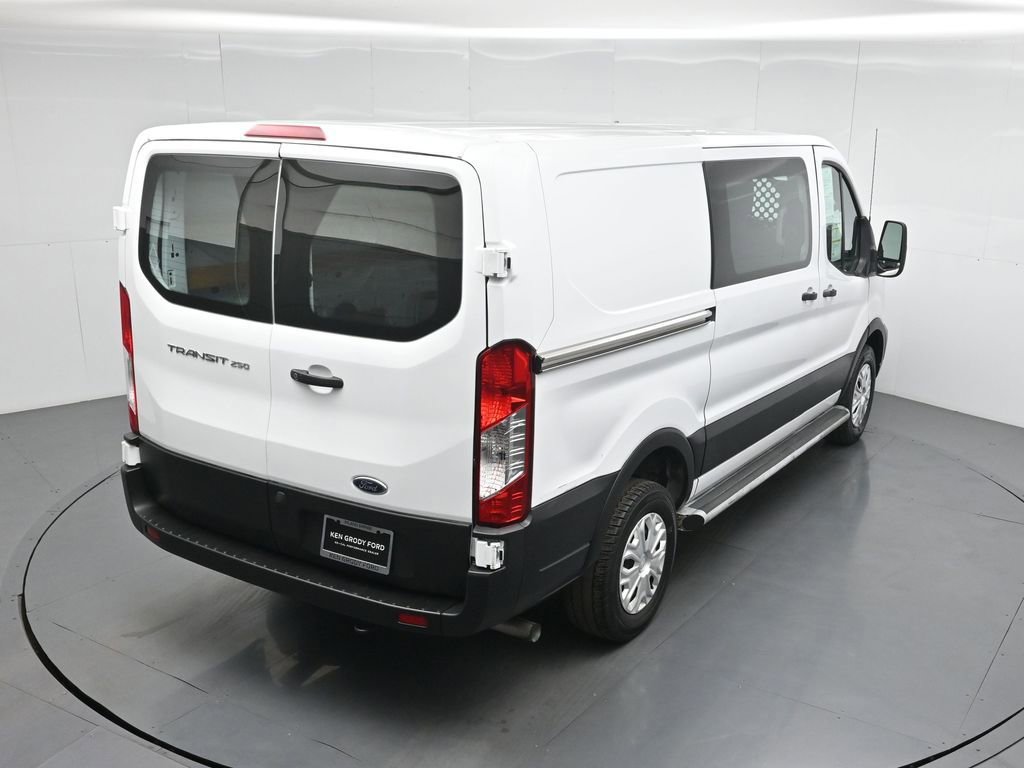 Certified 2023 Ford Transit 250 Low Roof w/ Exterior Upgrade Package image 38