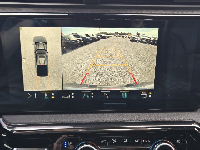 Used 2023 GMC Sierra 1500 AT4 w/ AT4 Premium Package AWD/4WD image 18