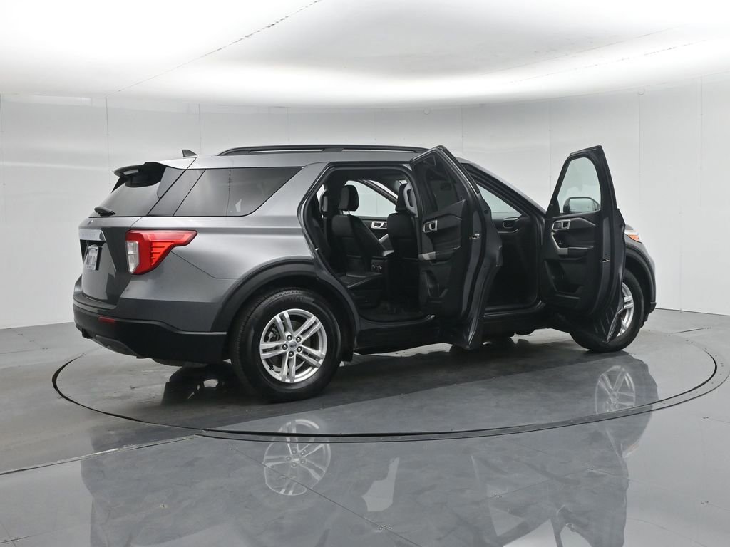 Certified 2021 Ford Explorer XLT image 34