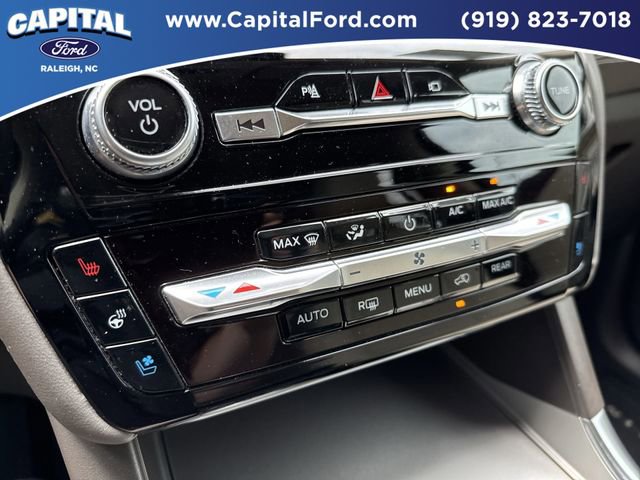 Certified 2022 Ford Explorer Platinum w/ Equipment Group 601A AWD/4WD image 30