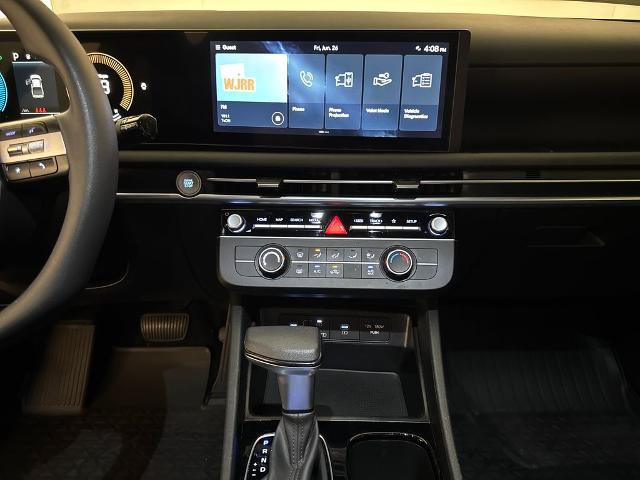Used 2025 Hyundai Santa Cruz SE FWD image 24