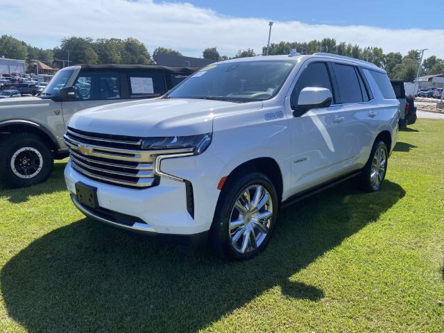 Used 2022 Chevrolet Tahoe High Country AWD/4WD image 3