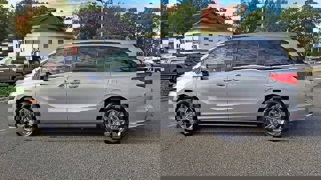 Used 2024 Honda Odyssey EX image 4