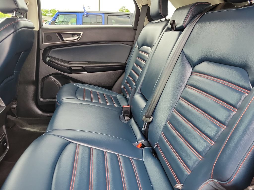 Certified 2023 Ford Edge SEL w/ Sport Appearance Package AWD/4WD image 12