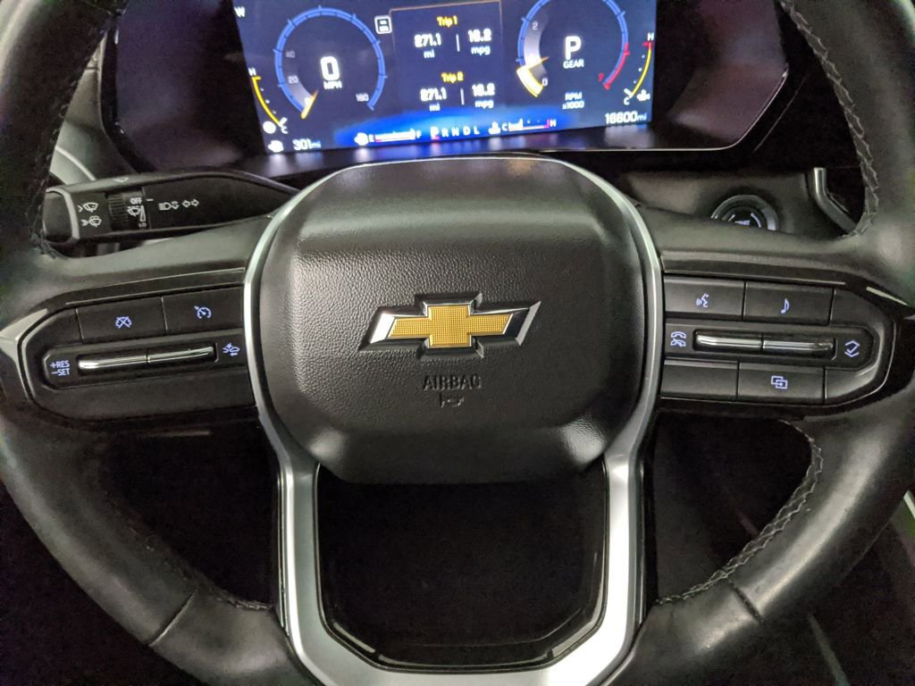 Used 2024 Chevrolet Colorado LT w/ LT Convenience Package image 17