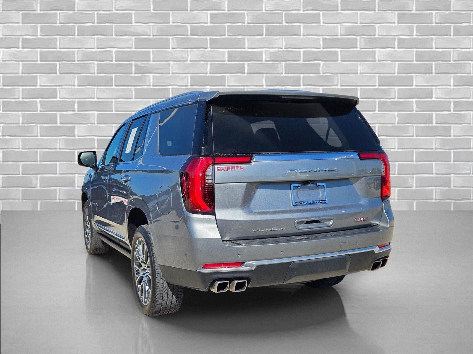 Used 2025 GMC Yukon Denali w/ Sun & Power Step Package AWD/4WD image 6