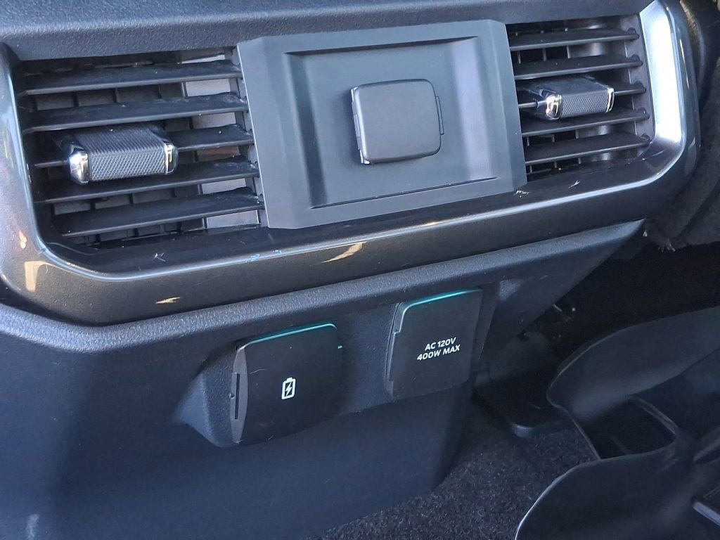 Certified 2022 Ford F150 XLT w/ Equipment Group 302A High image 11