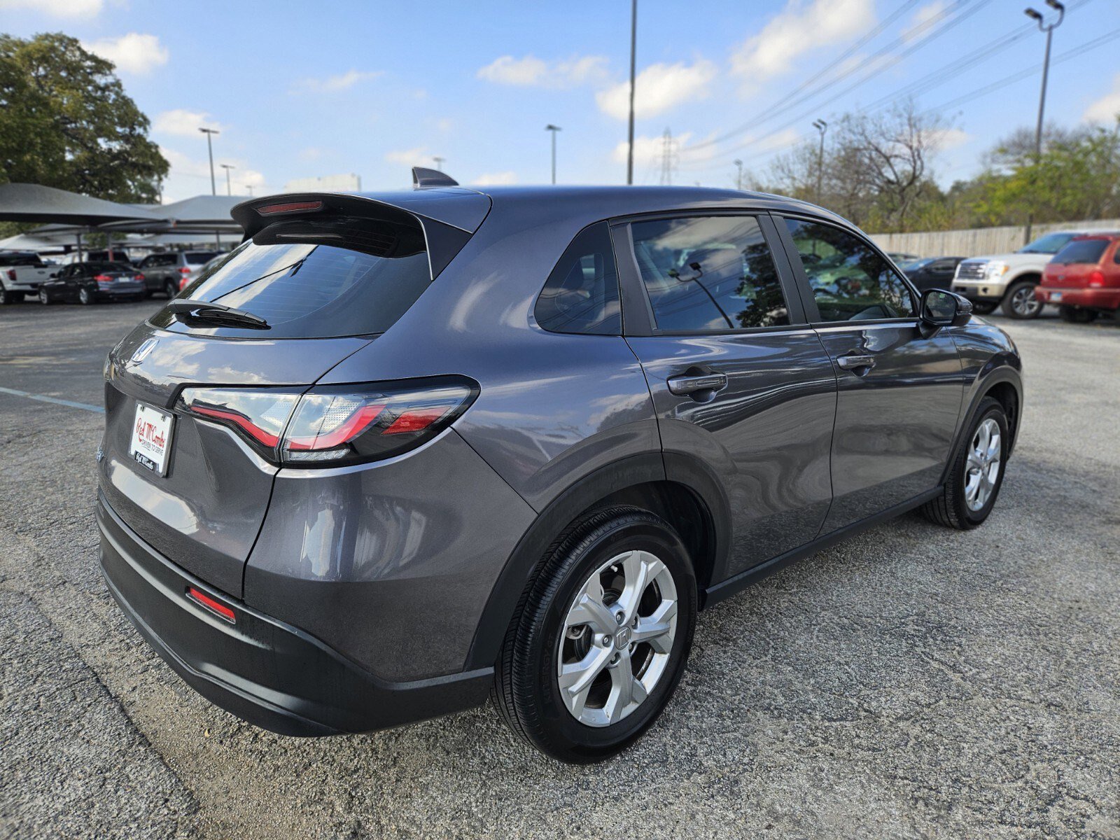 Used 2025 Honda HR-V LX image 3