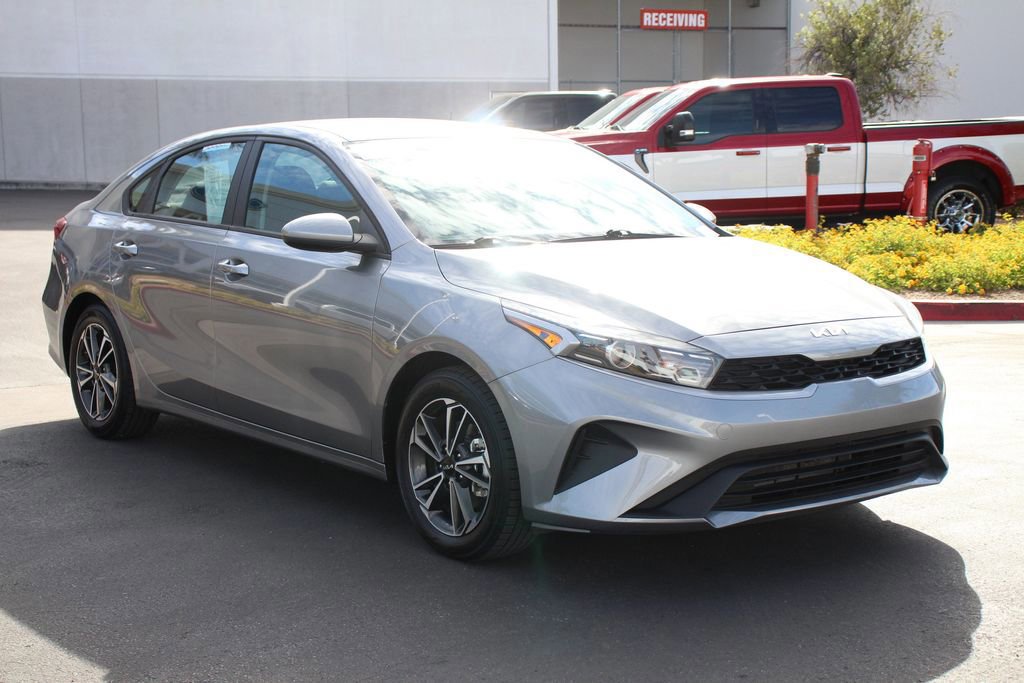 Used 2022 Kia Forte LXS FWD image 10