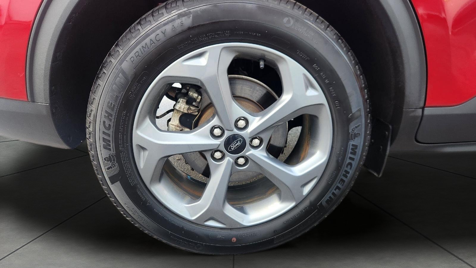 Certified 2025 Ford Escape ST-Line Select AWD/4WD image 5