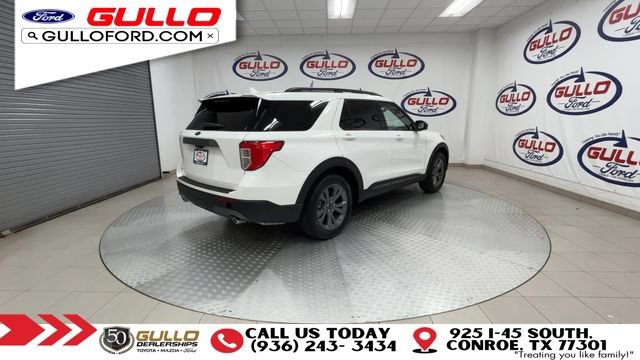 Certified 2022 Ford Explorer XLT w/ Equipment Group 202A RWD image 8