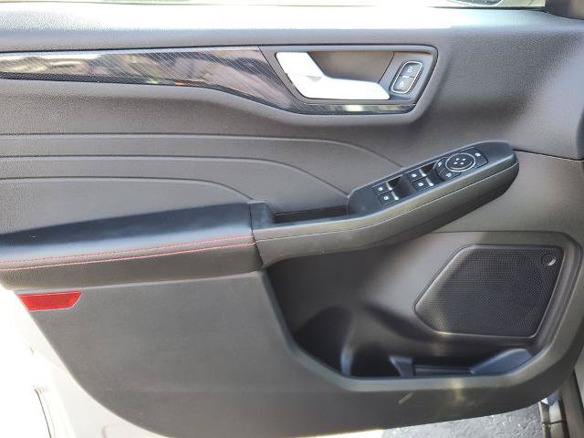 Certified 2023 Ford Escape ST-Line w/ Tech Pack #1 FWD image 19