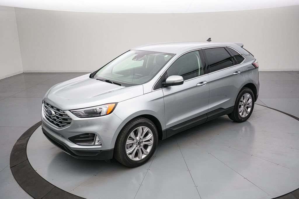 Certified 2024 Ford Edge Titanium AWD/4WD image 8