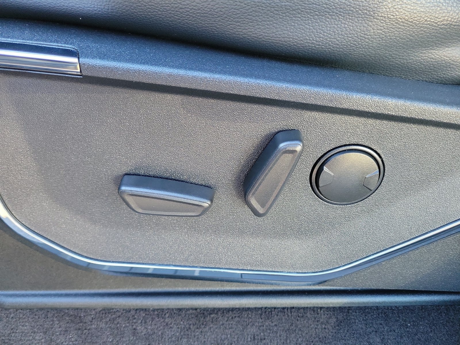 Certified 2022 Ford F150 Lariat AWD/4WD image 18