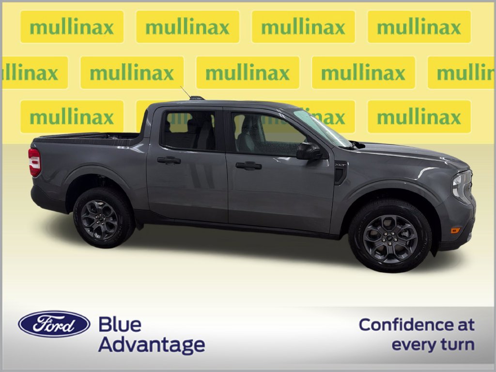Certified 2025 Ford Maverick XLT FWD image 2