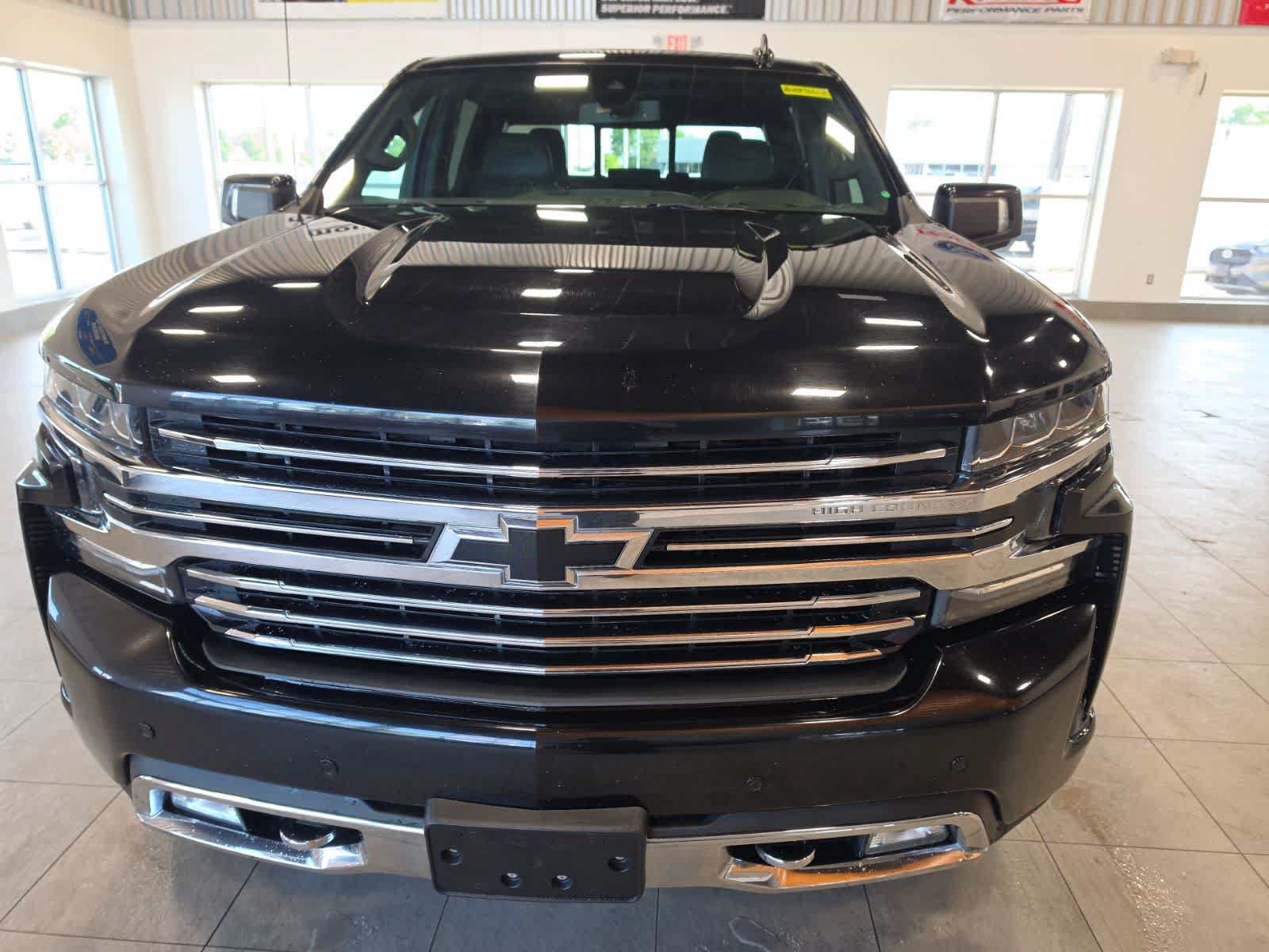 Used 2019 Chevrolet Silverado 1500 High Country AWD/4WD image 3