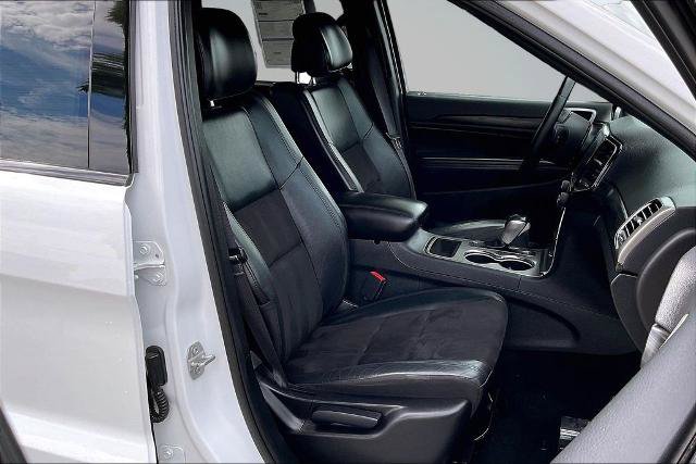 Used 2020 Jeep Grand Cherokee Altitude AWD/4WD image 7