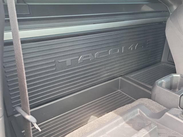 Used 2025 Toyota Tacoma SR RWD image 18