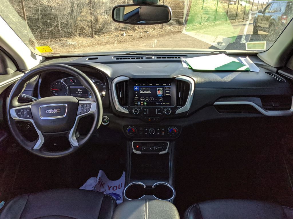 Used 2024 GMC Terrain SLT image 7