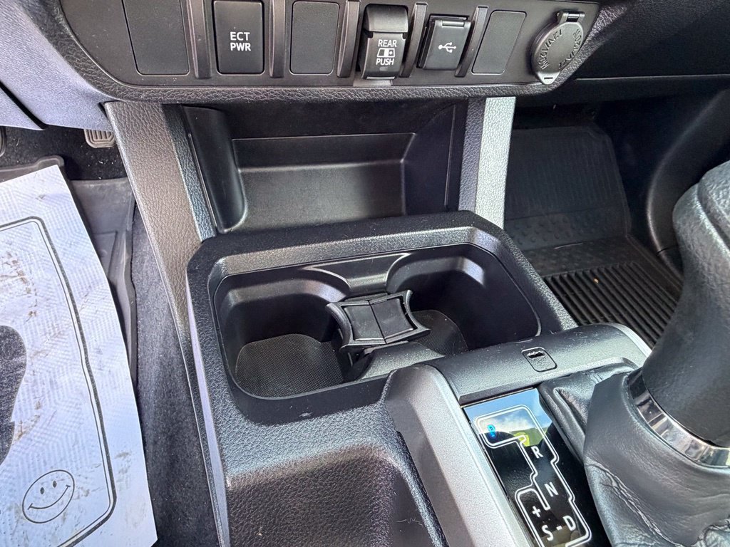 Used 2021 Toyota Tacoma SR5 w/ Trail Edition AWD/4WD image 22