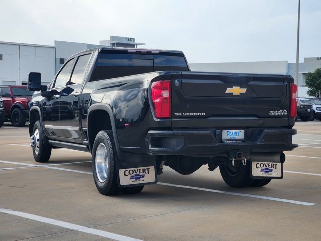Used 2024 Chevrolet Silverado 3500 High Country w/ Technology Package AWD/4WD image 7