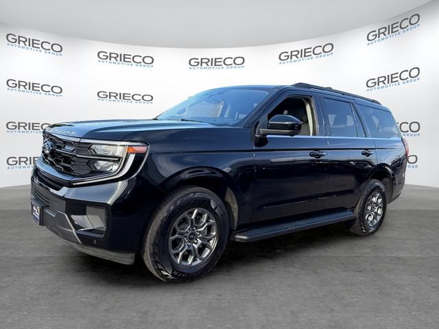 Certified 2025 Ford Expedition Active RWD image 3
