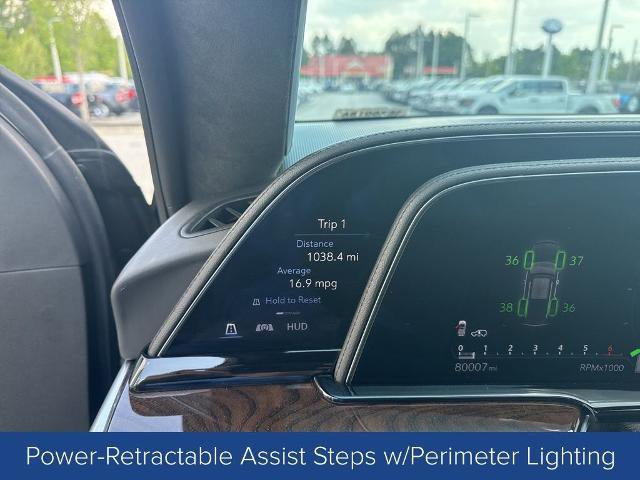 Used 2023 Cadillac Escalade Premium Luxury Platinum image 18