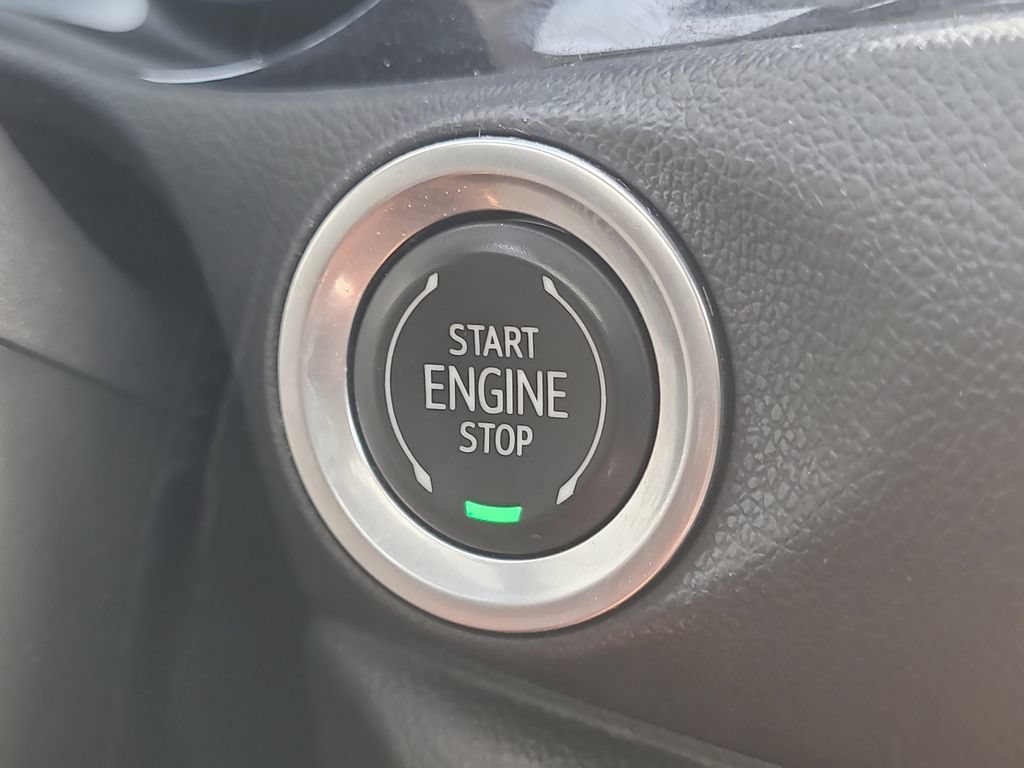 Used 2021 Buick Encore GX Essence w/ Advanced Technology Package AWD/4WD image 26