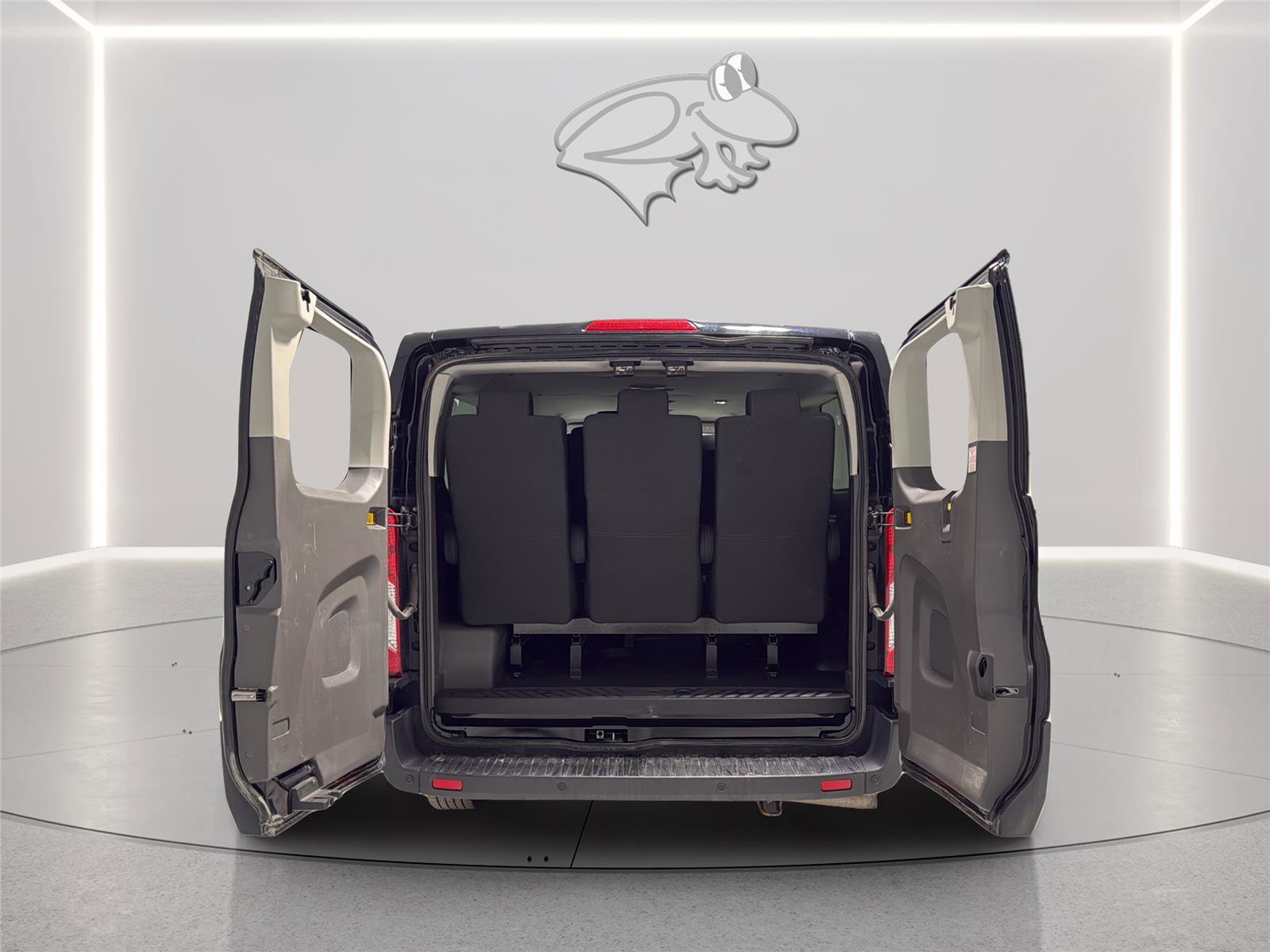 Certified 2023 Ford Transit 350 XLT RWD image 10