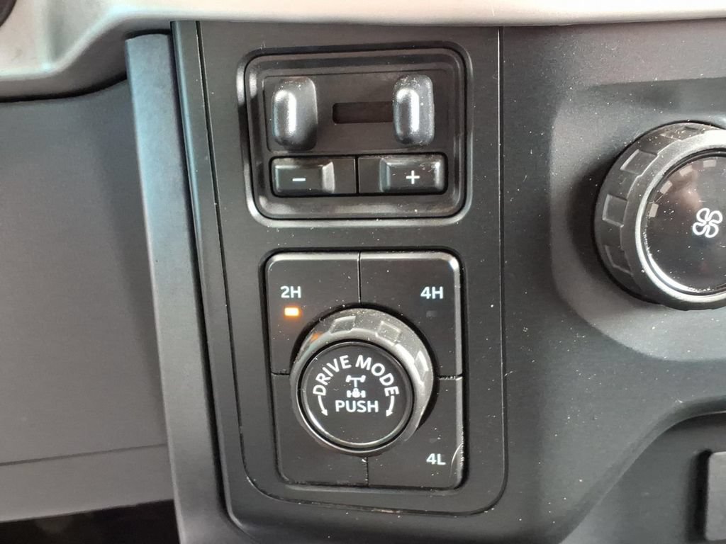 Certified 2022 Ford F150 XLT w/ Trailer Tow Package AWD/4WD image 21
