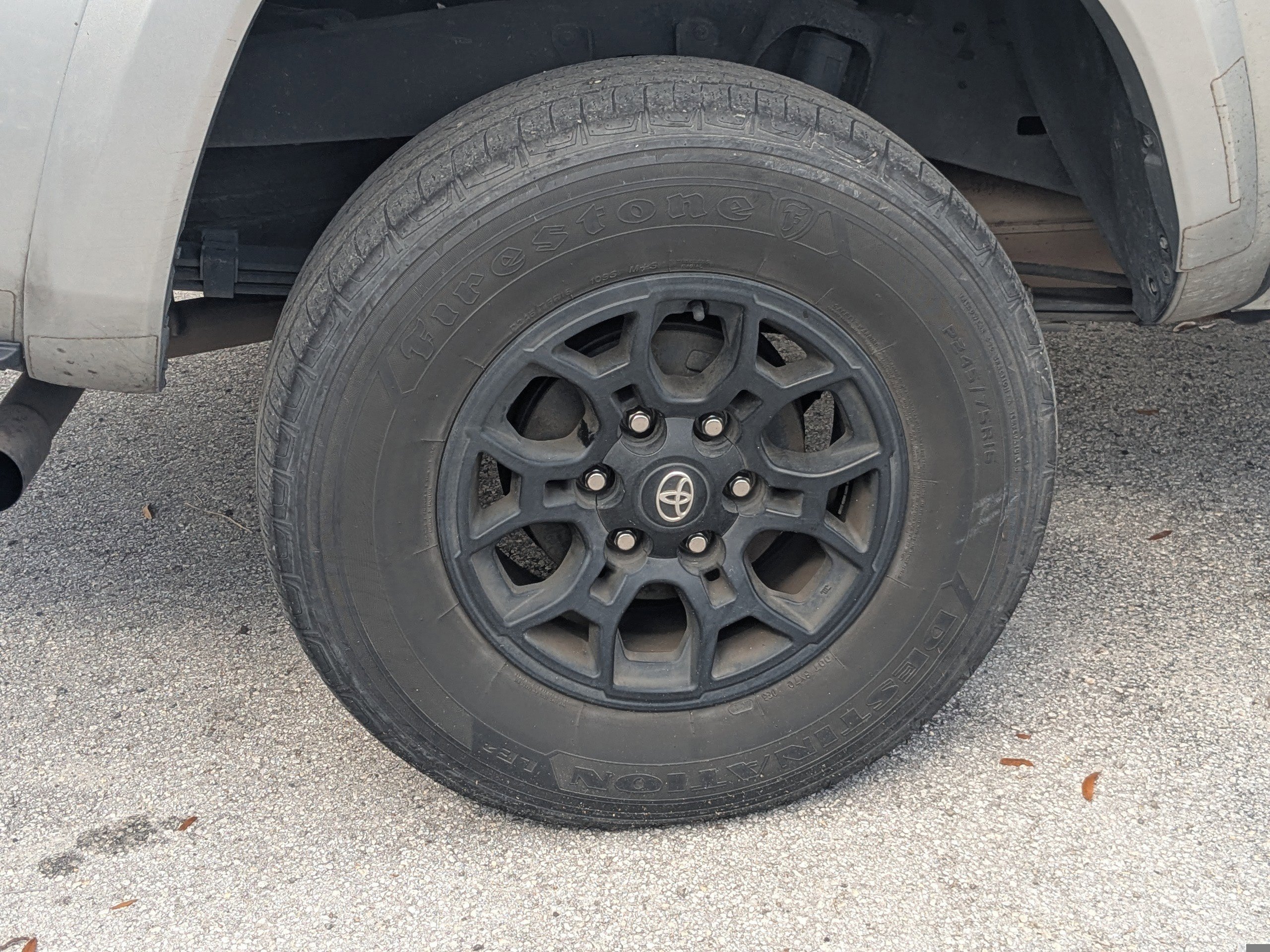 Used 2022 Toyota Tacoma SR5 w/ Technology Package image 10