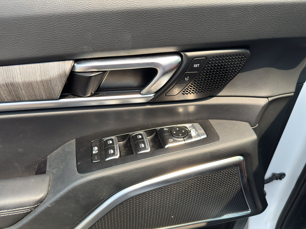 Used 2024 Kia Telluride SX AWD/4WD image 11