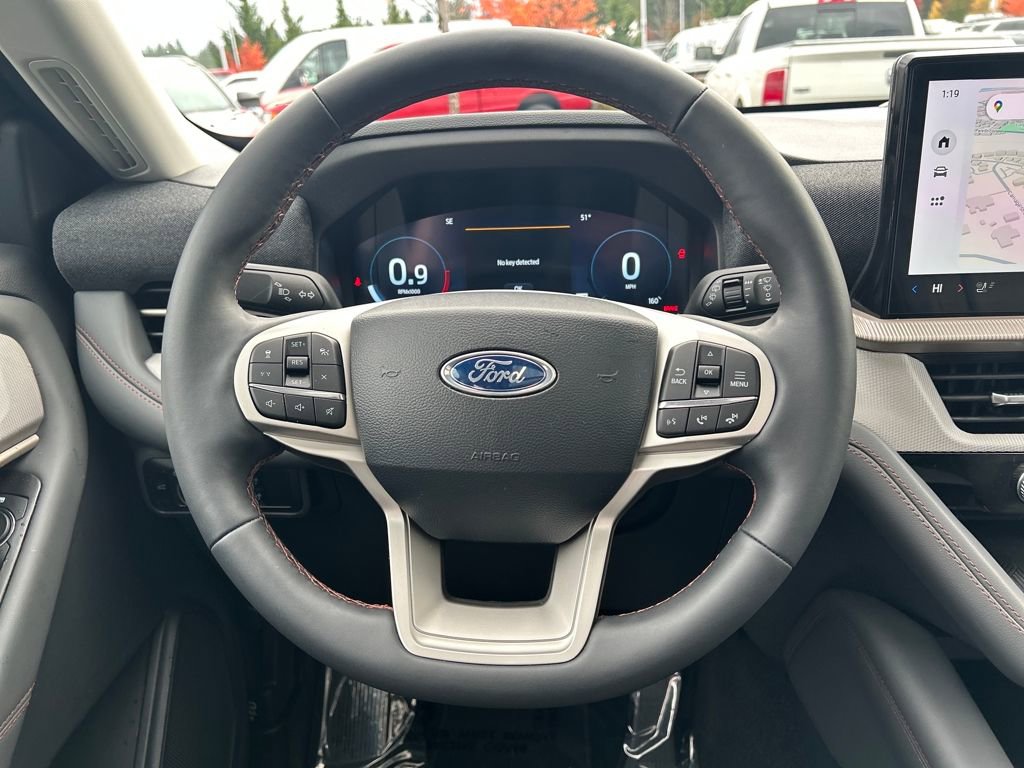 Certified 2025 Ford Explorer Active w/ Active Comfort Package image 21