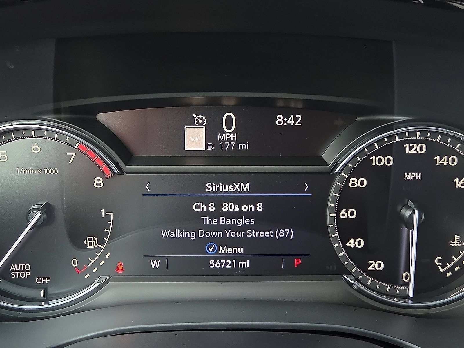 Used 2022 Cadillac XT5 Premium Luxury w/ LPO, Floor Liner Package FWD image 23