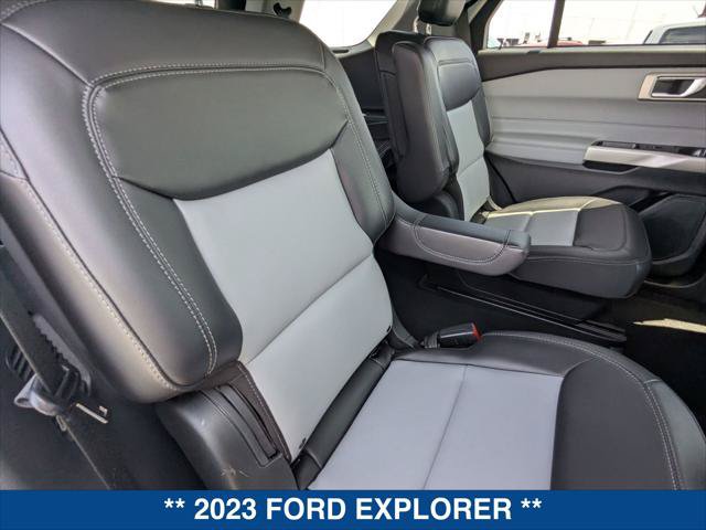Certified 2023 Ford Explorer XLT w/ Equipment Group 202A RWD image 22