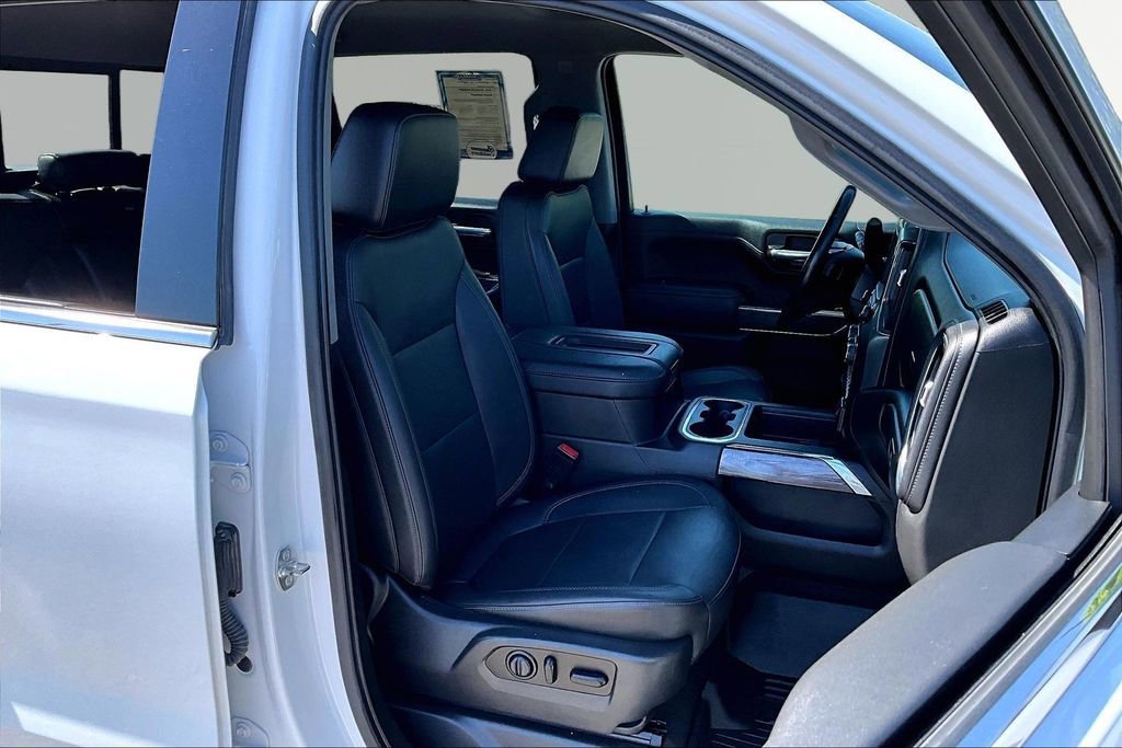 Used 2021 Chevrolet Silverado 1500 LTZ w/ Z71 Off-Road Package AWD/4WD image 7