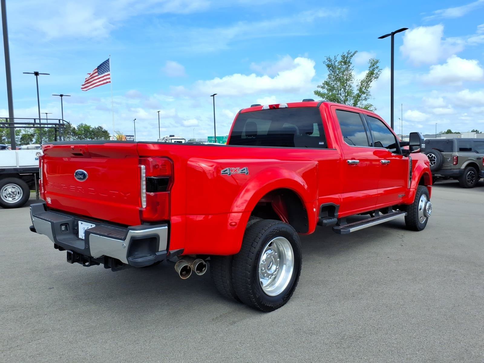 Certified 2025 Ford F450 Lariat w/ Chrome Package AWD/4WD image 3