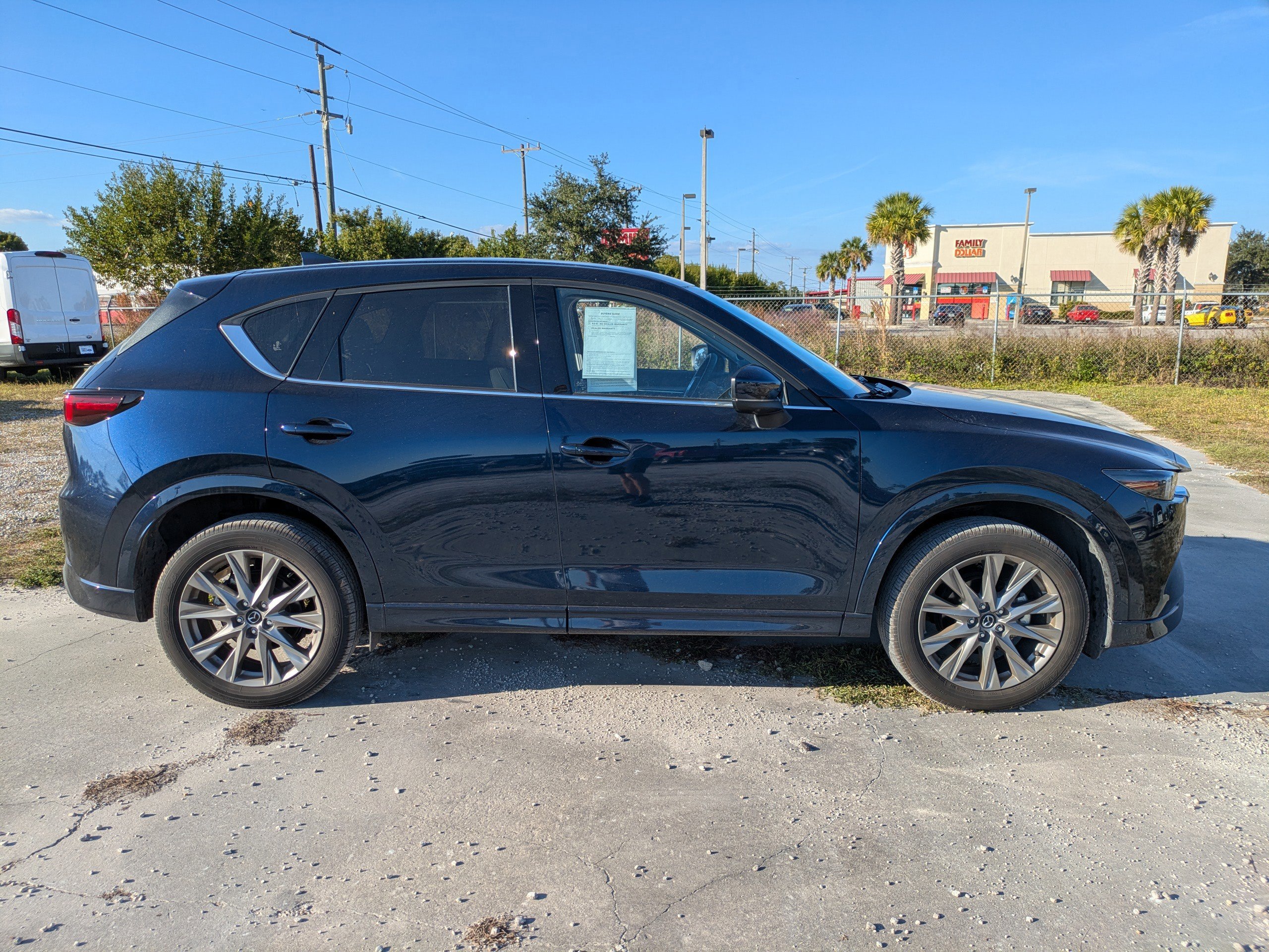 Used 2025 MAZDA CX-5 AWD 2.5 S w/ Premium Plus Pkg image 6