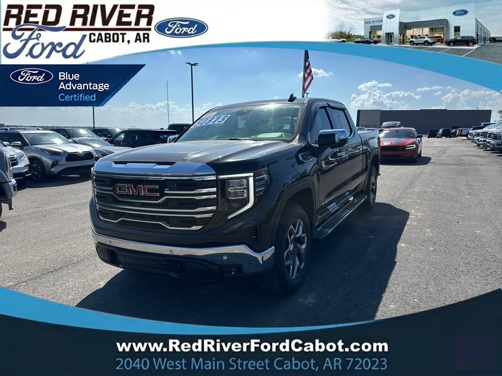 Used 2024 GMC Sierra 1500 SLT w/ SLT Premium Plus Package AWD/4WD image 1